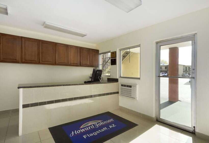 هتل Howard Johnson By Wyndham Flagstaff University West