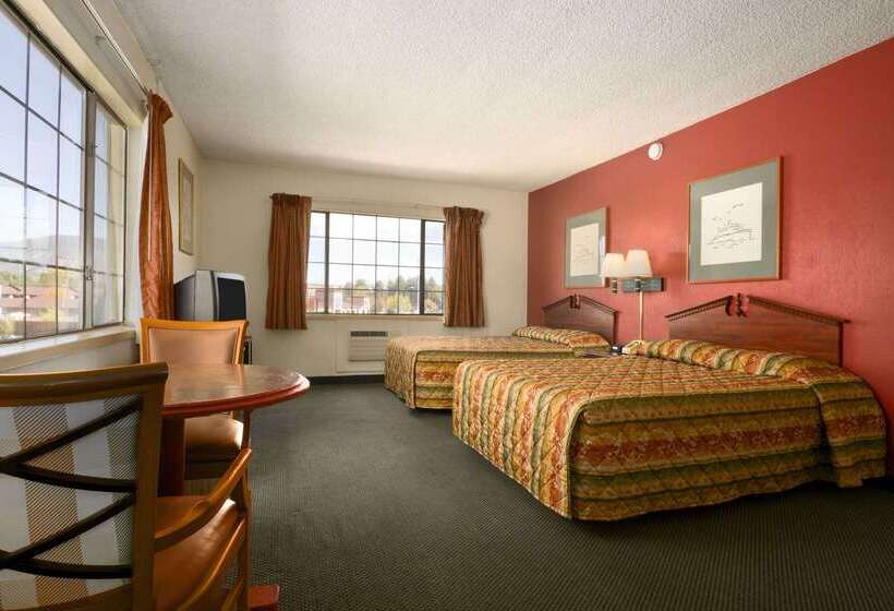 هتل Howard Johnson By Wyndham Flagstaff University West