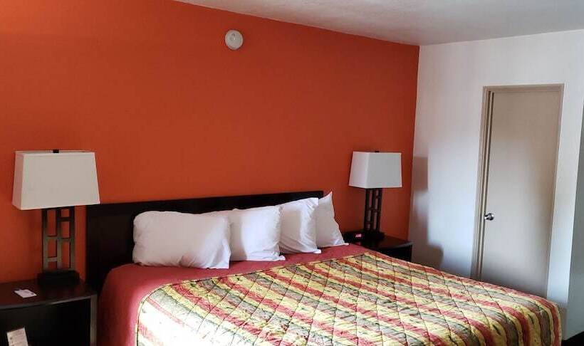 هتل Howard Johnson By Wyndham Flagstaff University West