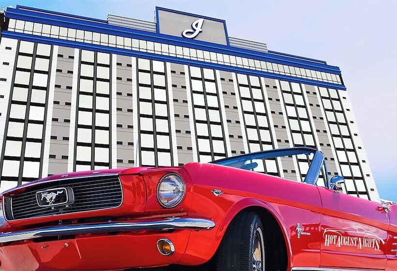 בית מלון כפרי J Resort