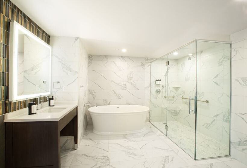 בית מלון כפרי J Resort