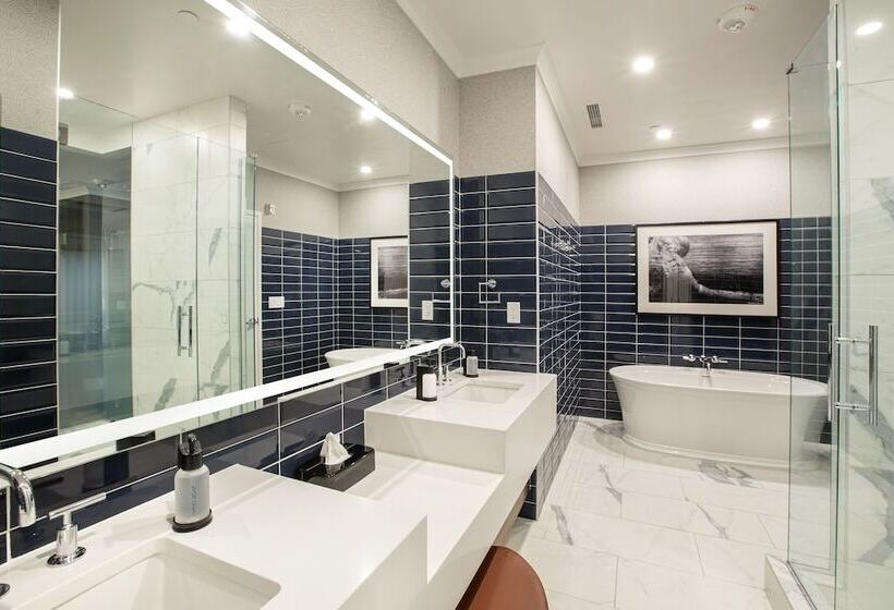 בית מלון כפרי J Resort