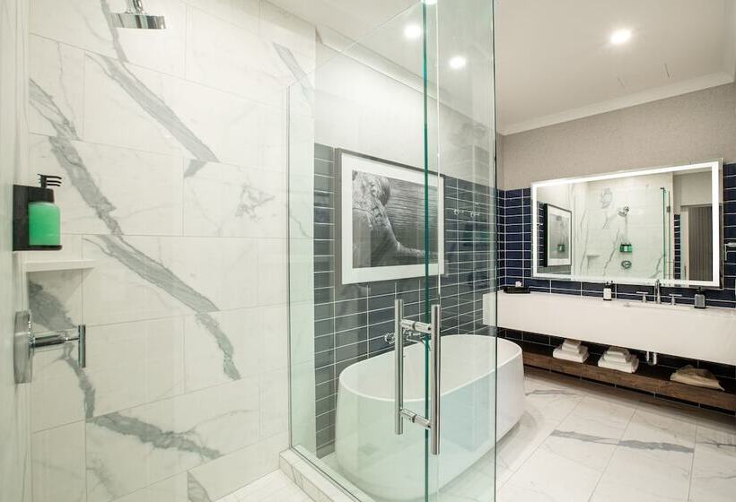 בית מלון כפרי J Resort