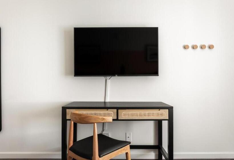 Leland Hotel Palo Alto