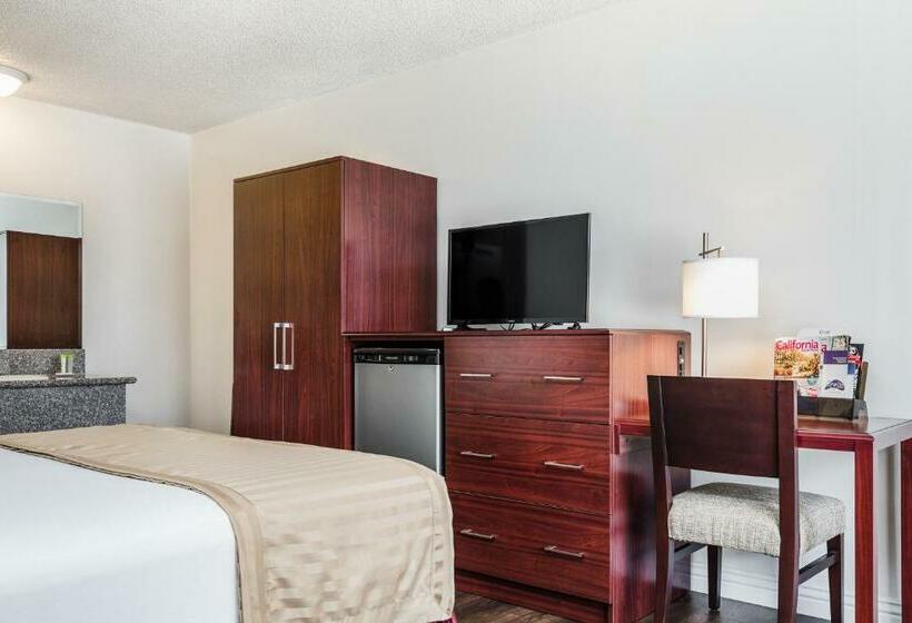 فندق Kings Inn Anaheim At The Park & Convention Center