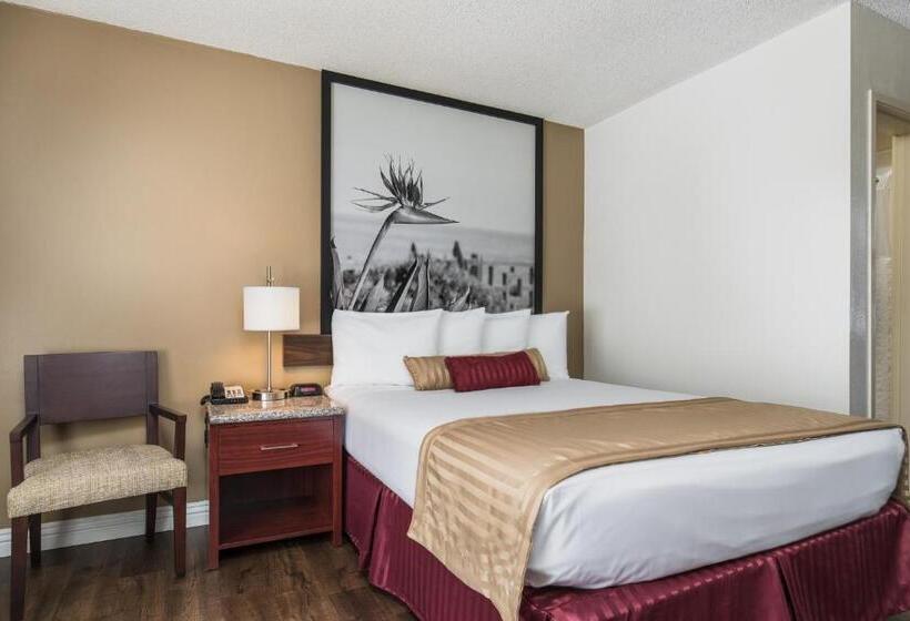 فندق Kings Inn Anaheim At The Park & Convention Center