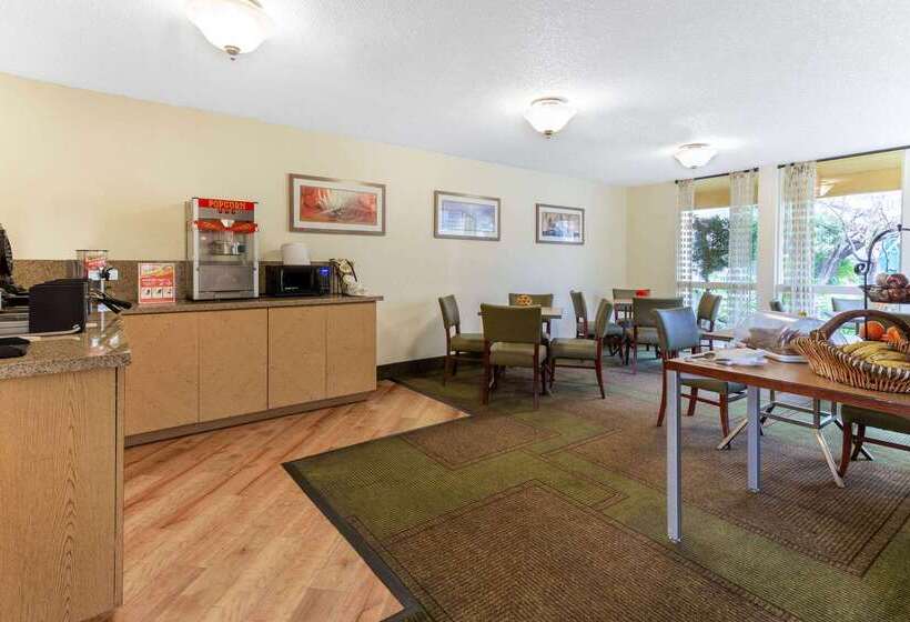 فندق La Quinta By Wyndham Redding