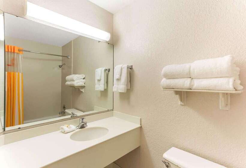 فندق La Quinta By Wyndham Redding