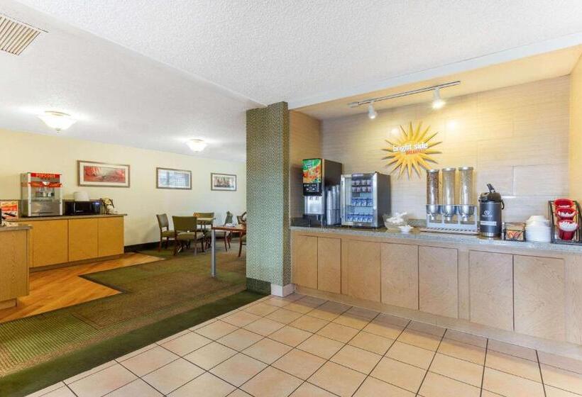 فندق La Quinta By Wyndham Redding