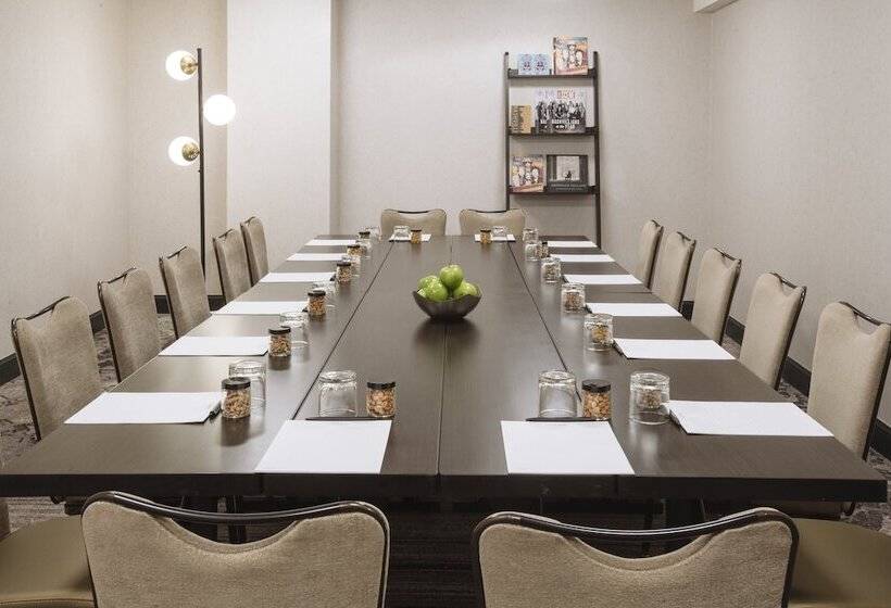 Loews Nashville Hotel At Vanderbilt Plaza