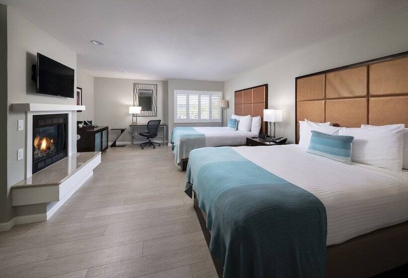 בית מלון כפרי Mariposa Inn And Suites