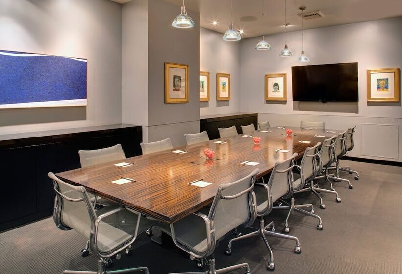 בית מלון כפרי Max