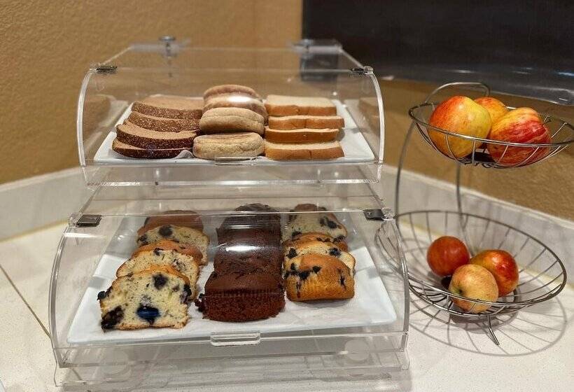 فندق Morningglory Inn & Suites