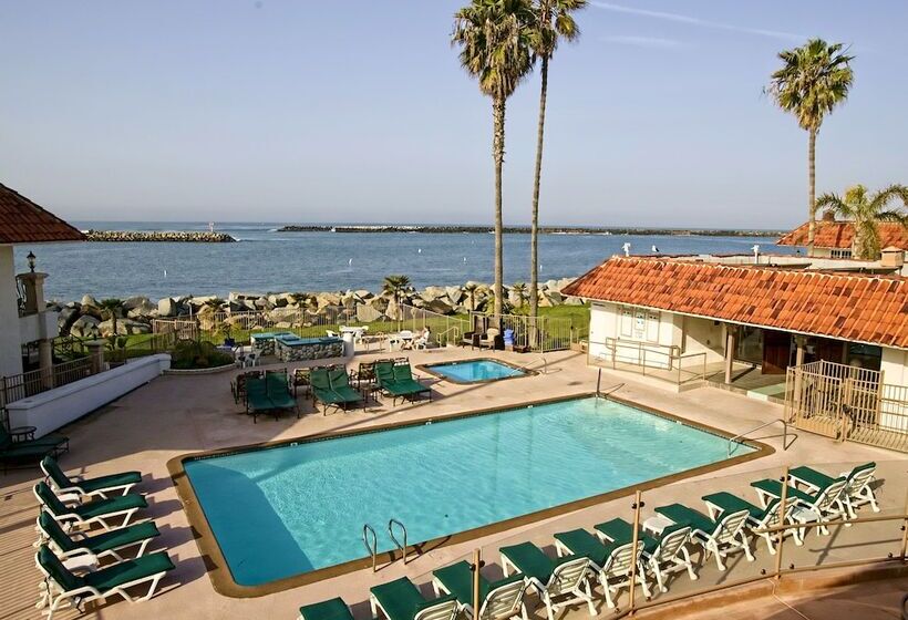 فندق Oceanside Marina Suites  A Waterfront