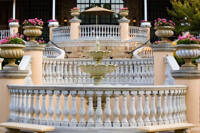 Отель Omni Shoreham