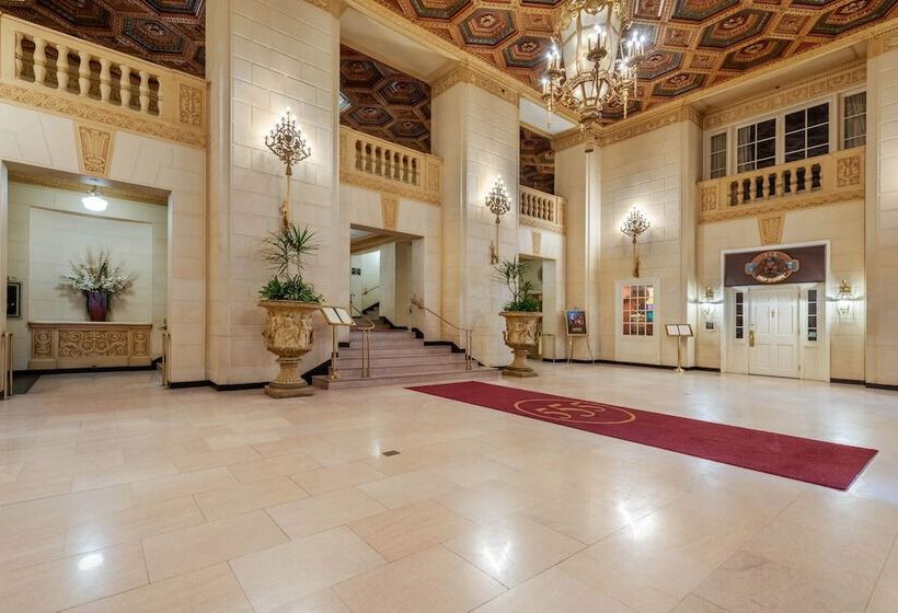 فندق Omni William Penn