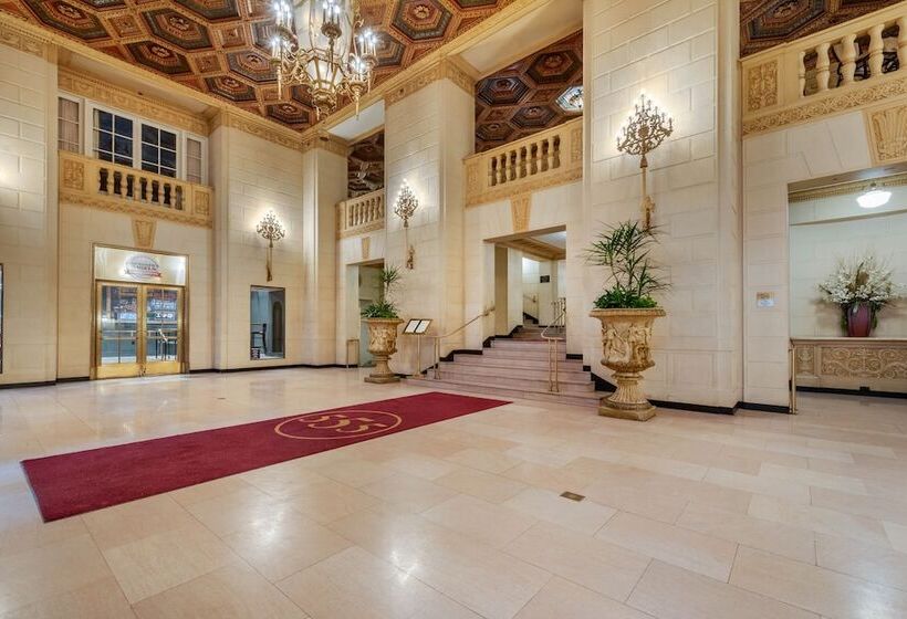 فندق Omni William Penn