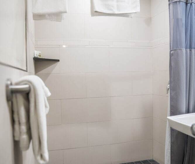 فندق Orange Tree Inn