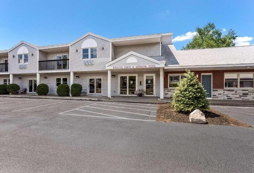 호텔 Quality Inn & Suites