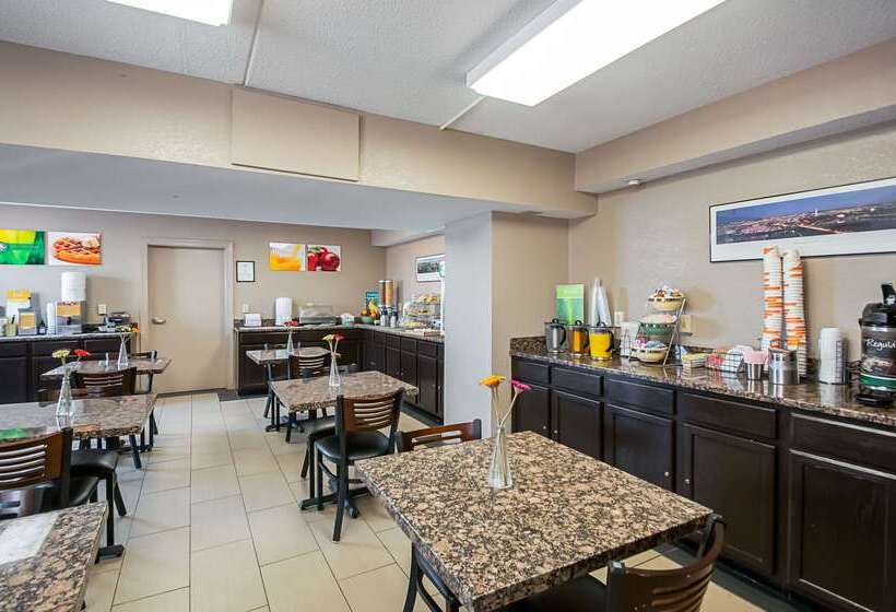 فندق Quality Inn Near Potomac Mills