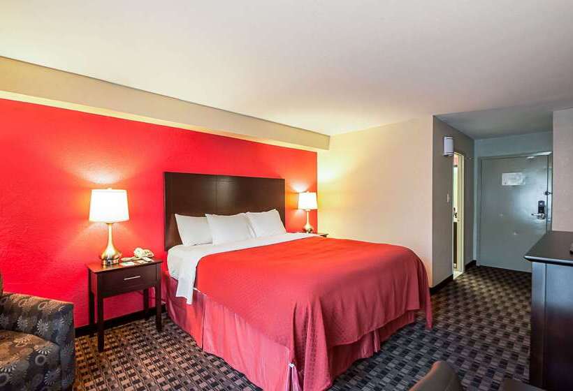 בית מלון כפרי Quality Inn Near Potomac Mills
