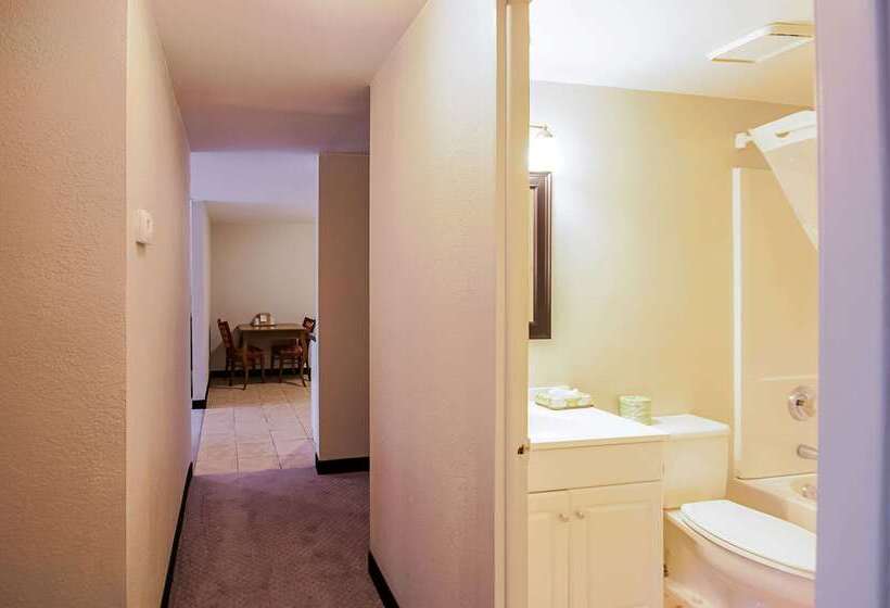 فندق Quality Inn Near Potomac Mills