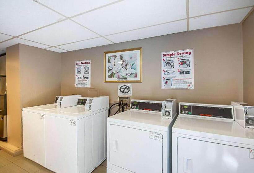 فندق Quality Inn Near Potomac Mills