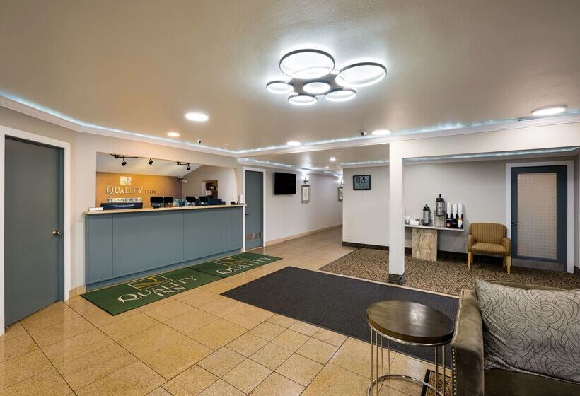 Отель Quality Inn Seatac Airportseattle