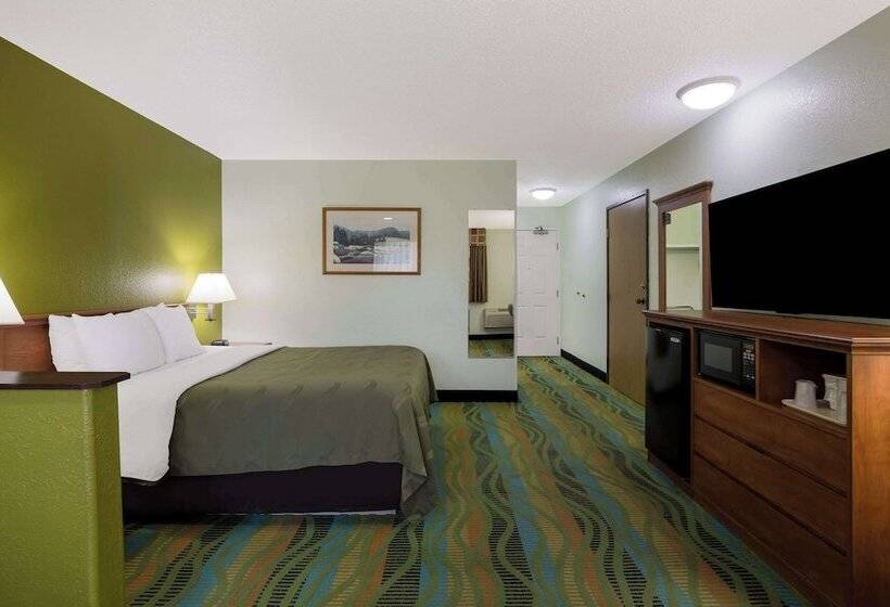 فندق Quality Inn & Suites Medford Airport