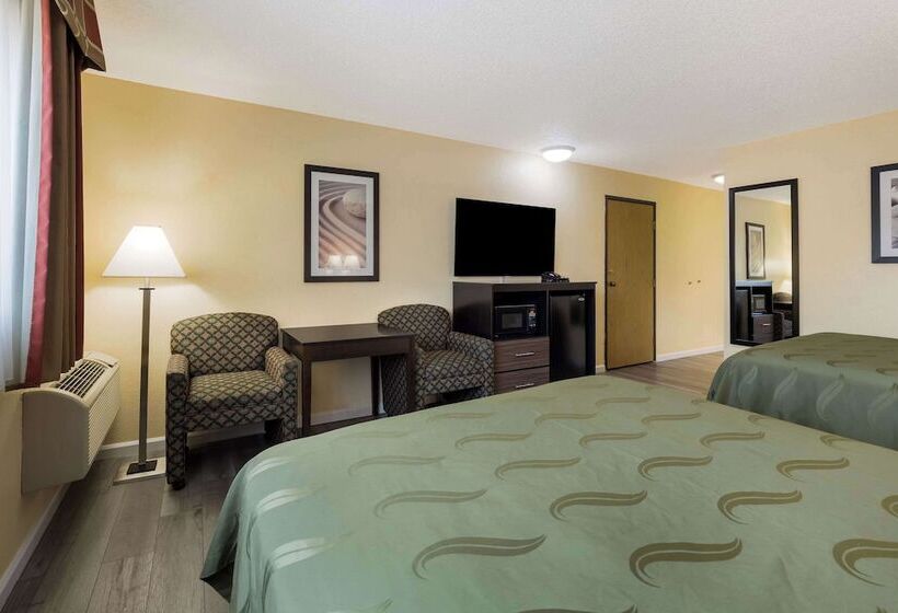 فندق Quality Inn & Suites Medford Airport