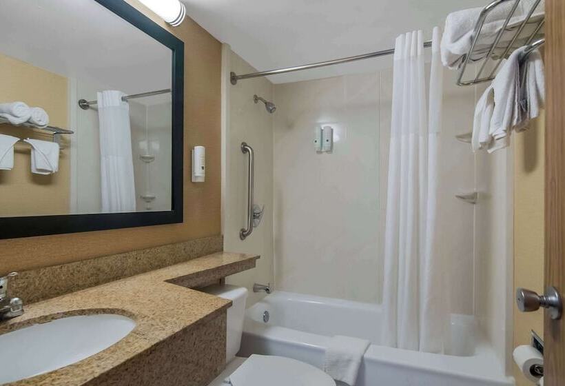 فندق Quality Inn Westfield  Springfield