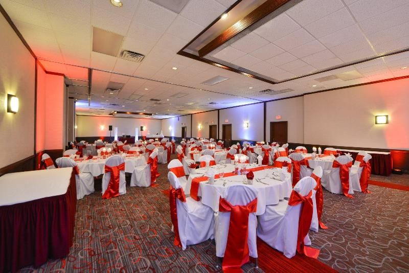 Отель Radisson  Madison