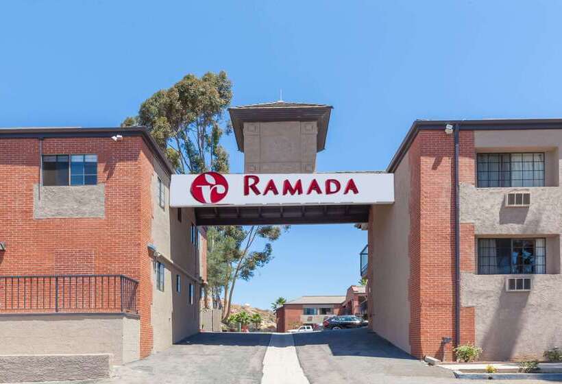 호텔 Ramada By Wyndham San Diego Poway Miramar