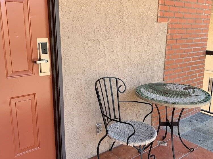 호텔 Ramada By Wyndham San Diego Poway Miramar