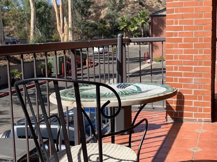 호텔 Ramada By Wyndham San Diego Poway Miramar