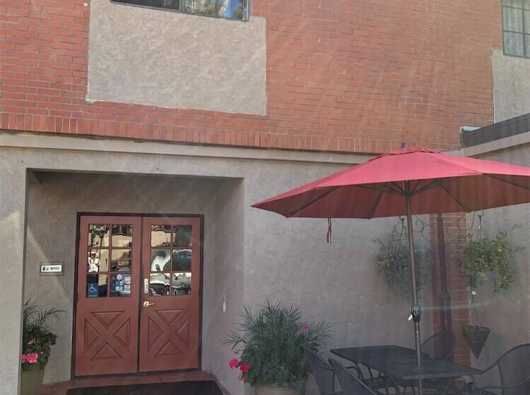 호텔 Ramada By Wyndham San Diego Poway Miramar