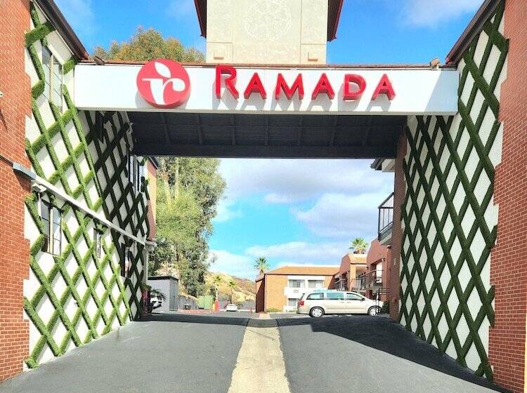 호텔 Ramada By Wyndham San Diego Poway Miramar