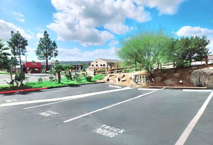 호텔 Ramada By Wyndham San Diego Poway Miramar