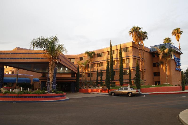 호텔 Ramada By Wyndham Viscount Suites Tucson East