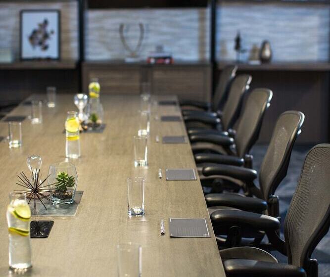 בית מלון כפרי Renaissance Toledo Downtown