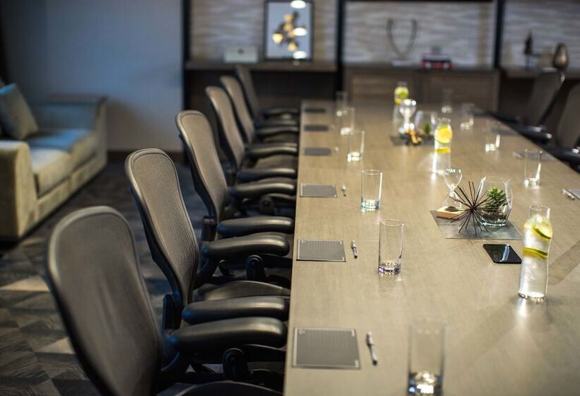 בית מלון כפרי Renaissance Toledo Downtown