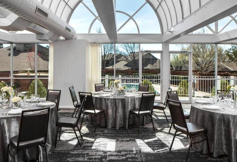 בית מלון כפרי Renaissance Waterford Oklahoma City