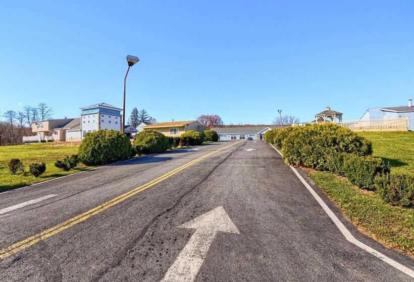 فندق Rodeway Inn And Suites