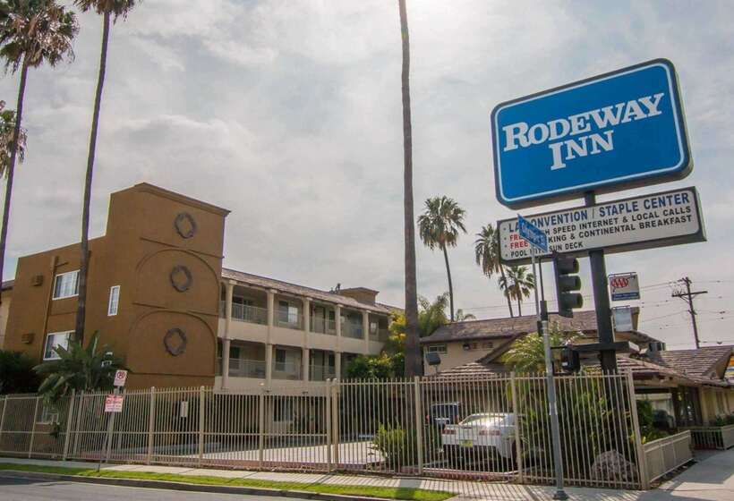 ホテル Rodeway Inn Convention Center