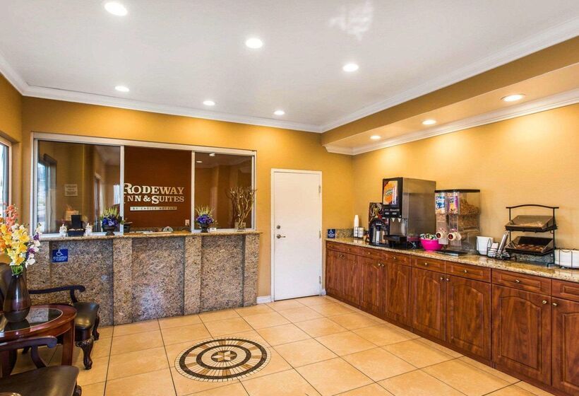 호텔 Rodeway Inn & Suites Corona