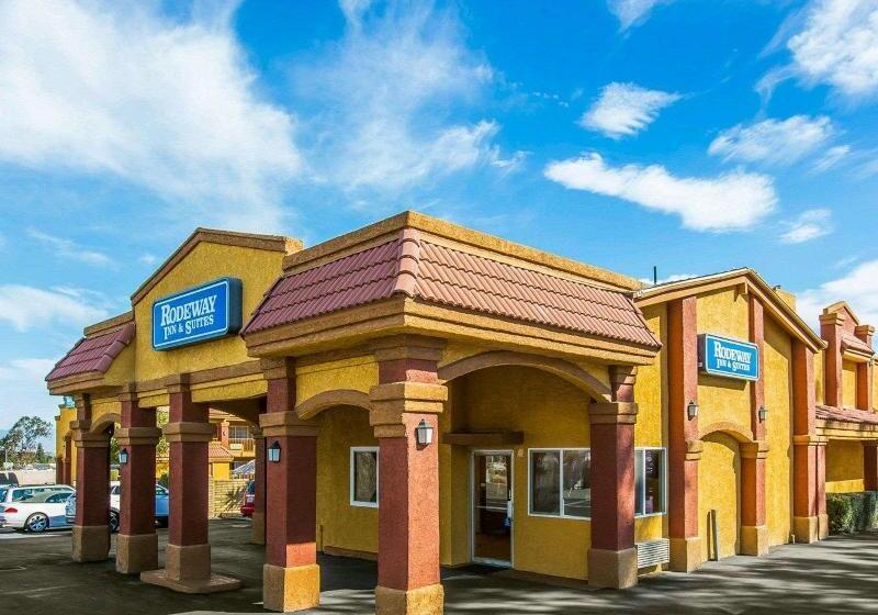 호텔 Rodeway Inn & Suites Corona