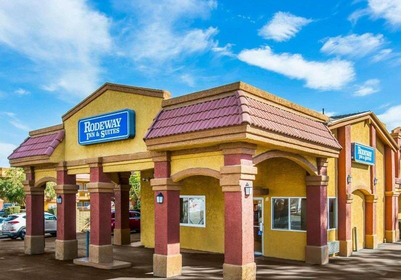 호텔 Rodeway Inn & Suites Corona