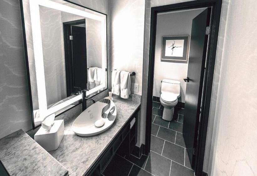 Отель Saint Kate   The Arts