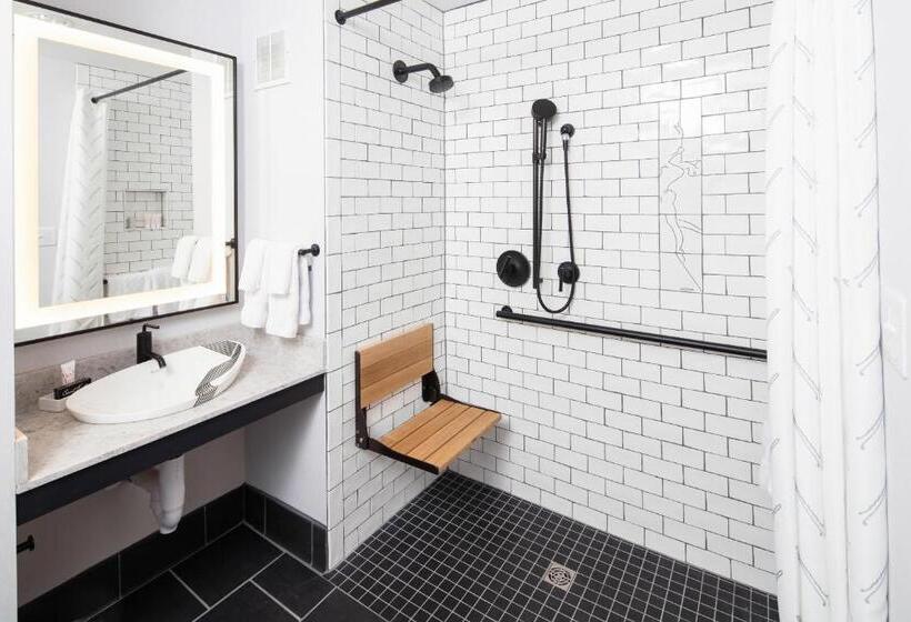 Отель Saint Kate   The Arts