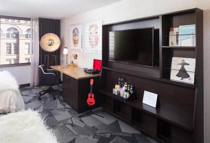 Отель Saint Kate   The Arts